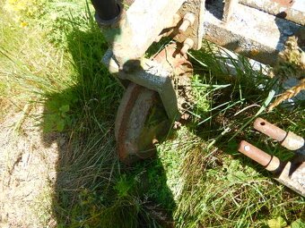 Proorávačka brambor na 3 brázdy, nesená, funkční, viz. foto. - 2