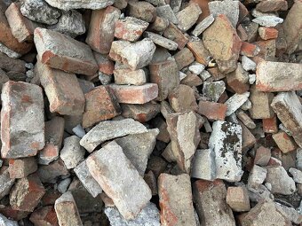 Staré zvonivé cihly - 2