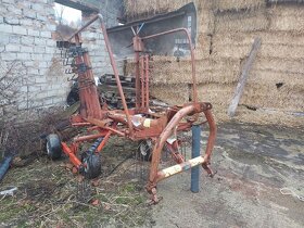 Nahrabovac zhrnovac sena pice 3.5 Krone liner claas kuhn 4m - 2