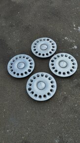 Originální poklice Seat - 2