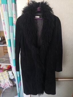 Semišovy kabát, límec merluska - 2