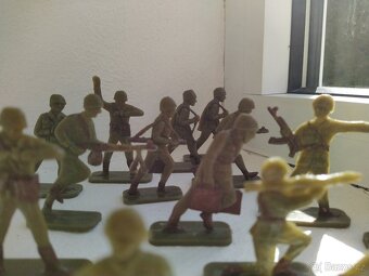 Retro figurky vojáčci - 2