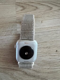 Apple Watch SE - 2
