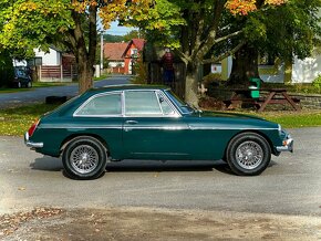 MG MGB GT - 2