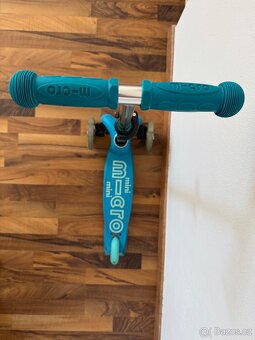 dětská koloběžka Mini Micro Deluxe Aqua LED - 2