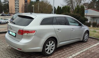 Avensis - 2