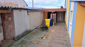 Rodinný dům 5+1, 2+1 Mikulov - 2