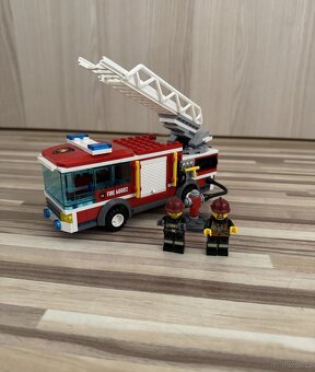 LEGO® City 60002 Hasičské auto - 2