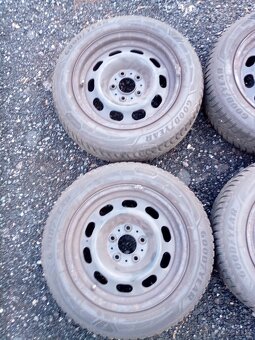 Sada kol 5x120, IS 31 včet. zim. pneu 205/60 R 16 - 2