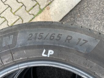 Michelin letni 215/65/17 - 2