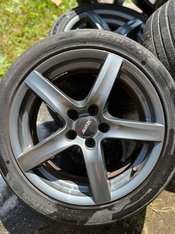 Kola Alutec 5x112 r17 et28 Mercedes w202 letní - 2
