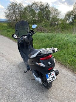 Peugeot Elyseo 125ccm - 2