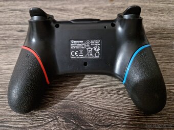 Prodám ovladače k Nintendu switch - 2