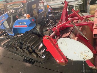 Pásový traktor ISEKI - 2