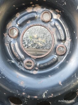 Ford Focus plechovy disk, rezerva, pneu - 2