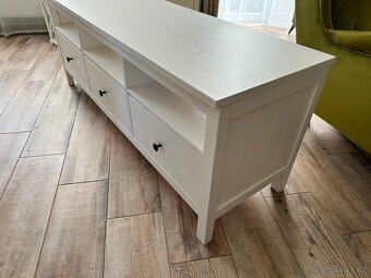 TV stolek komoda Hemnes IKEA - 2