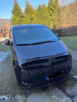 Prodam Hyundai Staria 2.2 CRDI Luxury 4x4 - 2