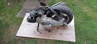 Motor Yamaha neos - 2