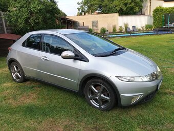 Honda civic 1.8i vtec103 kw - 2