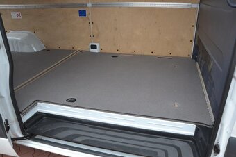 Podlaha Mercedes-Benz Sprinter , VW Crafter , Man - 2