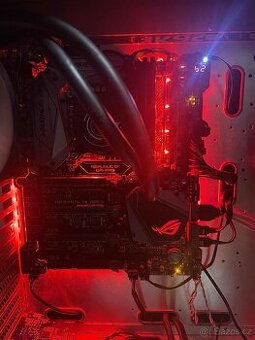 Základní deska Asus MAXIMUS APEX IX + Intel Core i7 7700 - 2