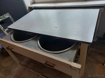 Kuchyně - starožitná - 2