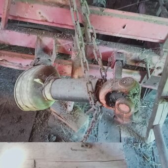 Obraceč shrnovač sena TON - 2