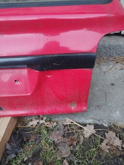 Páté dveře Škoda Felicia barva-červená rally - 2