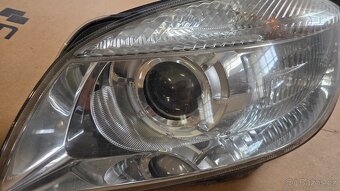 Levé světlo Škoda Fabia 2 - Bi-halogen - 2
