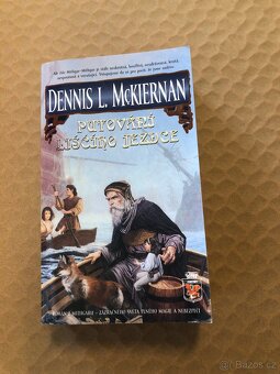 3 knížky od autora Dennis L. McKIERNAN - 2