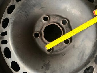 Plechové disky 5×112 + zimní pneu 225/50 R17 - 2