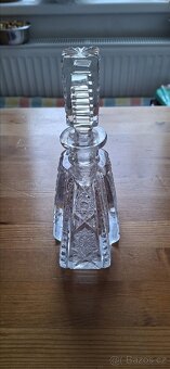 Broušená karafa - 2