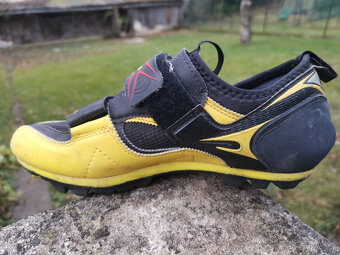 Dámské cyklistické tretry NorthWave vel.39 - 2