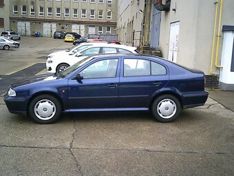 Škoda Octavia, 2.0i FAMILY - 2