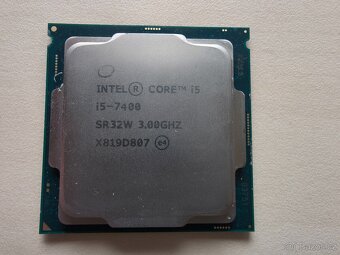 Intel Core i5-7400 - 2