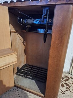 šicí stroj Zetina - 2