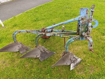 Pluhy sulkov a německ - 2