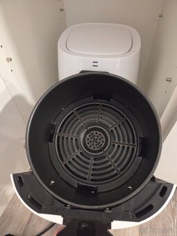 Horkovzdušná fritéza Tesla - 2