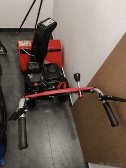 Prodám sněhovou frézu značky HECHT - 2