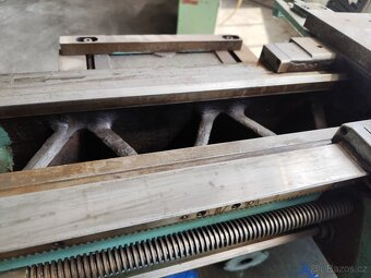 Soustruh S32/750 - 2