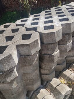 Betonová tvárnice - 2