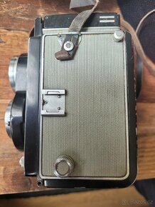 Starý  fotoaparát - 2