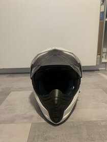 helma na motorku - 2
