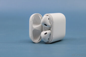 Sluchátka Apple AirPods (2019) - se zárukou - 2