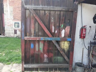 Garážová vrata dřevěná - 2
