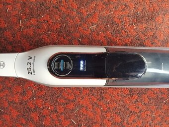 Tyčový vysavač Bosch Athlet 25.2 V, funkční - 2