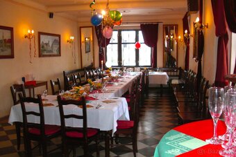 Restaurace v historickém středu města Šluknov 2km od DE - 2