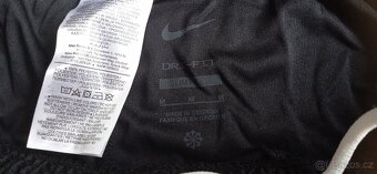 Šortky Nike vel. M NOVÉ - 2