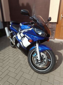 Yamaha YZF R6 - 2
