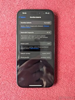 iPhone 15 TOP STAV SE ZÁRUKOU - 2